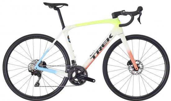Trek Domane SL 6 Matte Deep Era White/Glowstick/Coral Fade